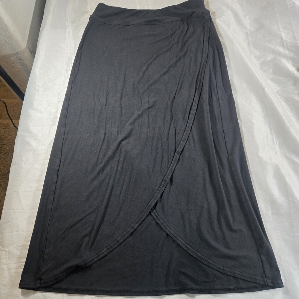 Athleta Release Midi Skirt Womens XS Black Faux Wrap Tulip Hem Stretch Pull On